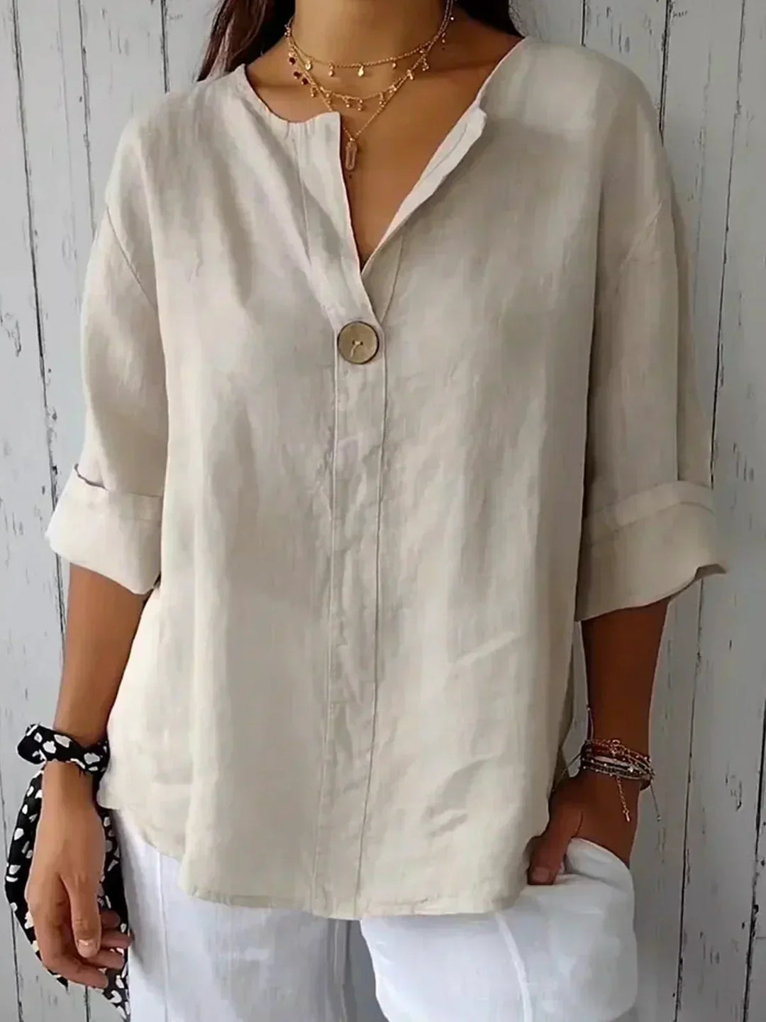 Stefania | V-neck blouse
